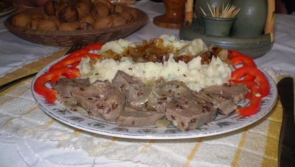 Jazyk na česneku