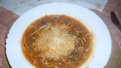 Kapustová polévka se sýrem