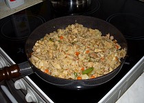 Kuřecí rizoto se zeleninou a žampiony