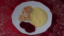 Kuřecí roláda se šunkou a žampiony