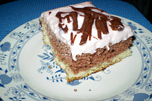 Malinový zákusok