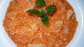 Mrkvovo-ananasový salát, mrkev,dětská jablečná přesnídávka,ananas.kompot,kokos