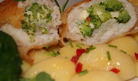 Pangas plněný brokolicovo-sýrovou nádivkou