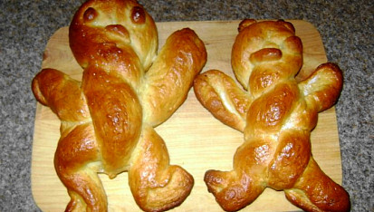Pletená cukrářská vánočka a čertíci, pokus o čertíky