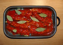 Plněné papriky s omáčkou