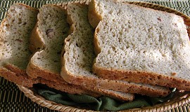 Slaninový chleba