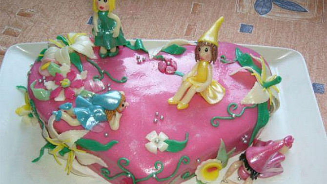 Srdíčkový dort s vílami, ,)