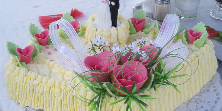 svatební dort ve tvaru mušle