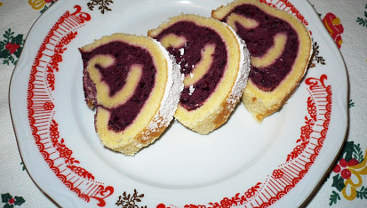 Švestková  roláda