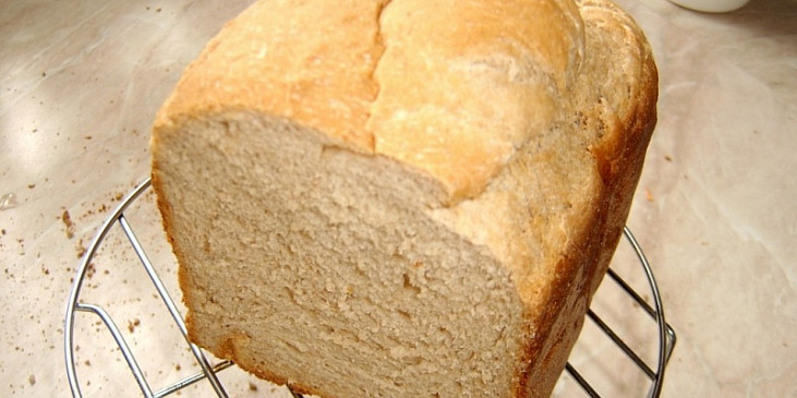 Světlý chleba z dom.pekárny (chleba...)