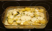 Zapečené brambory s brokolicí,smetanou a sýrem (Zapečené brambory)