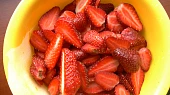 Bublanina s jahodami