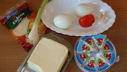 Česneková pomazánka III., Suroviny
