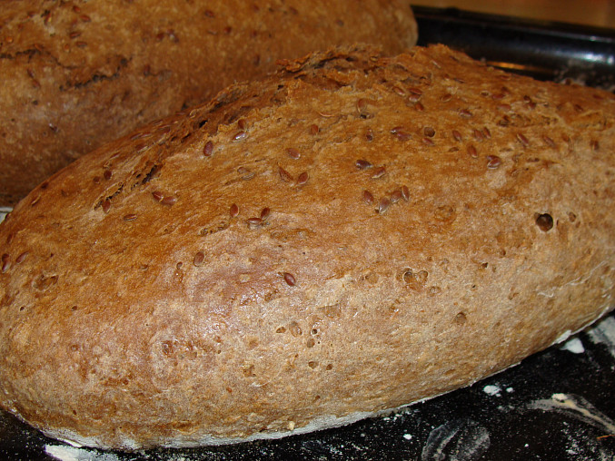 Domácí chléb vhodný i na Jendův Plecovník, Celožitný chléb