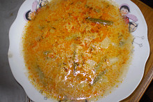fazolková polévka s koprem