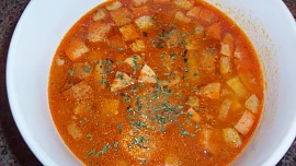Maďarská bramborová polévka