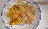 Marinované maso s praženými bramborami (oleeeee)