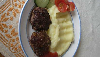 Mleté "steaky" s vejcem