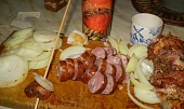 Pečené živáňské špízy se šťávičkou, budeme napichovat na špejli