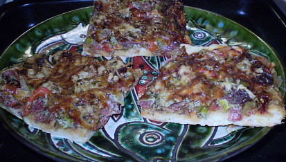 Rychlá pizza (nejen pro Vaška), nabídněte si...hotovo..