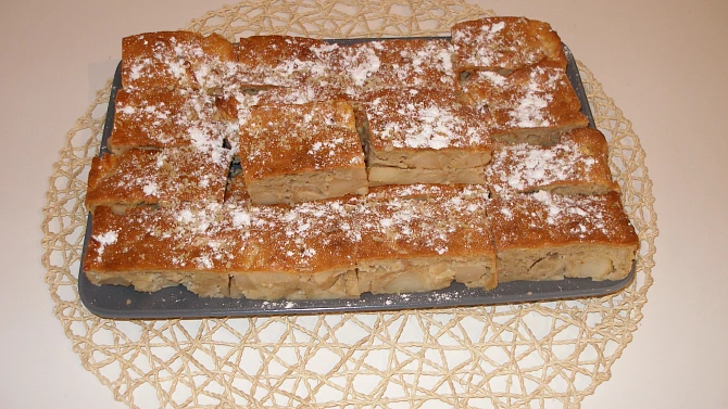 Rychlý jablečný koláč