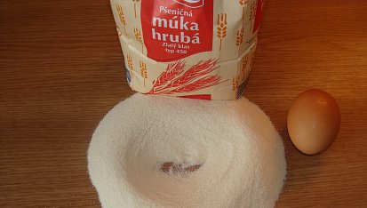 Strouhání, drobení, mrvenička - zavářka do polévky, Suroviny