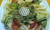 Těstovinový salát s ťuňákem