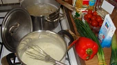 Těstovinový salát v sýrové omáčce, Příprava + suroviny
