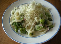 Těstoviny s brokolicí