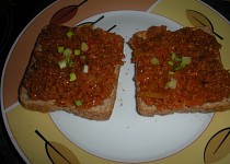 Toasty s pomazánkou ze sojového granulátu
