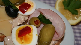 Tuňáková pomazánka na Moničin způsob