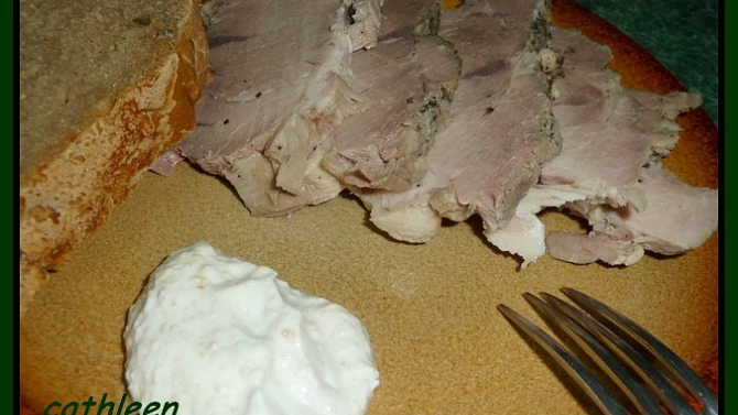 Vařené plecko s křenovou omáčkou