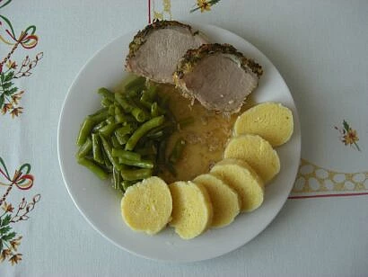 Vepřová pečeně s bylinkovou krustou