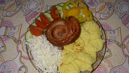 Zapečená vinná klobása