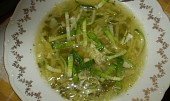 Zelená česneková polévka (Zelená česneková polévka)