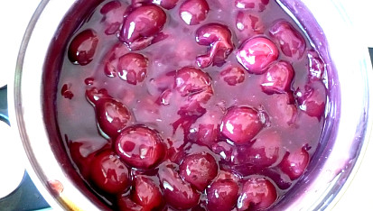 Cannelloni s višněmi, Višňová omáčka