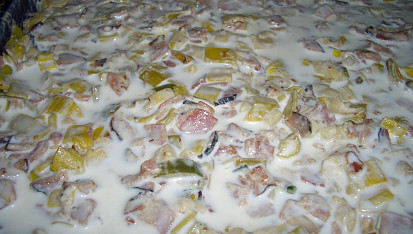 Gnocchi zapečené se smetanou, pórkem a anglickou slaninou