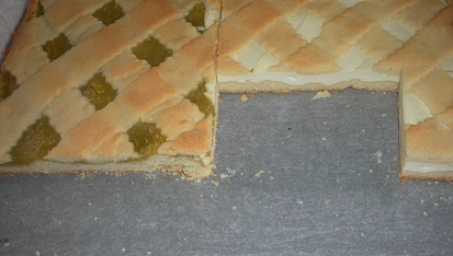 Křehký mřížkový moučník s rebarborou a tvarohem, Lepší je druhý den