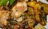 Kuře pečené s bramborem
