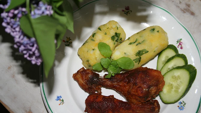 Kuře Tandoori v římském hrnci