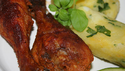 Kuře Tandoori v římském hrnci
