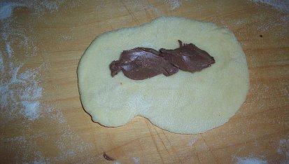 Loupáčky plněné čokoládou, plníme čokoládou