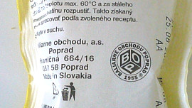 Piškot se želatinovým kokosem