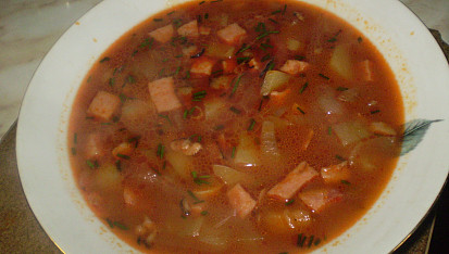 Polévka skoro-gulášovka, skoro-gulášovka