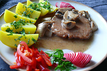 Přírodní kotlet se žampióny