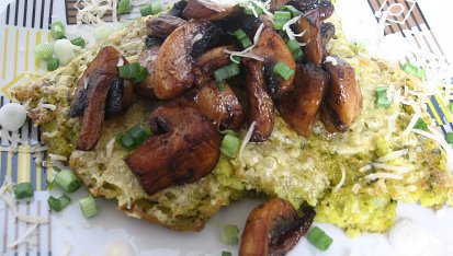 Špenátová polenta s houbami