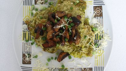 Špenátová polenta s houbami