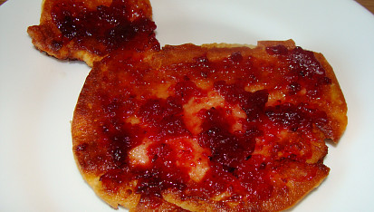 Tvarohové lívanečky s marmeládou a jogurtem, Lívancová kačenka