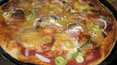Vynikající pizza (pikantná pizza)