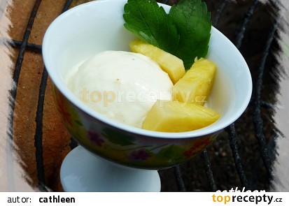 Ananasová zmrzlina